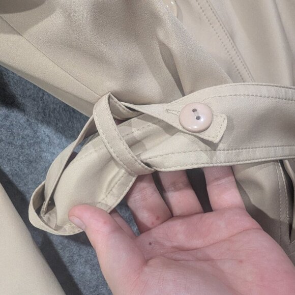 Novelti Adorable Junior Button down Trench Coat Beige Size 5/6 - Picture 7 of 11